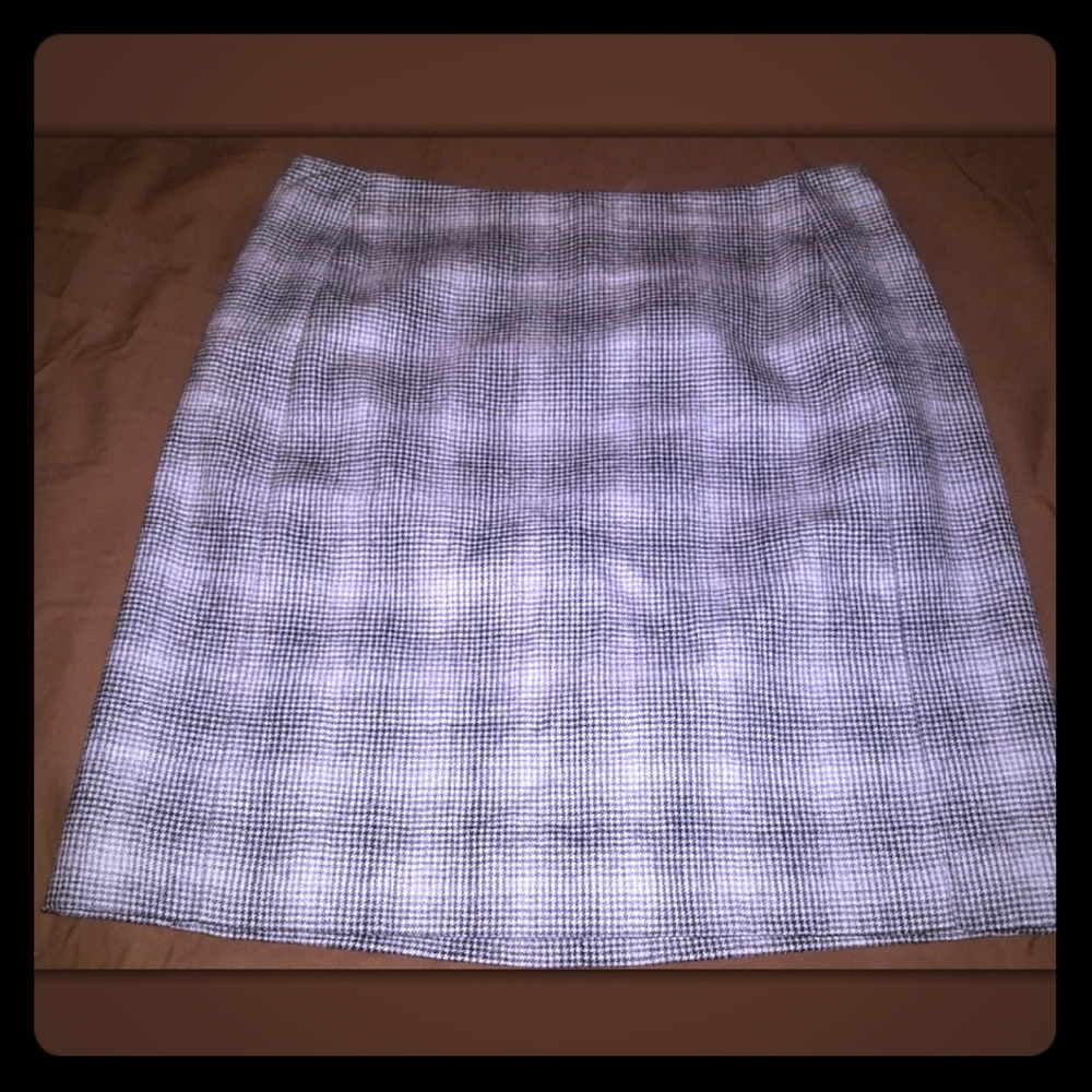 (Banana Republic) Checked Wool Mini Skirt